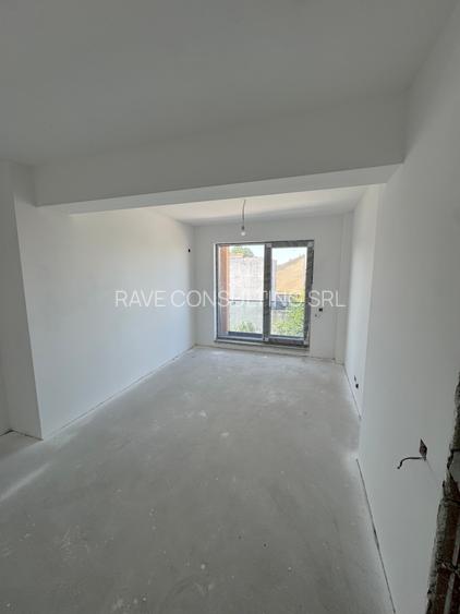 Apartament 3 camere decomandat nou/ metrou 1 Mai - 16