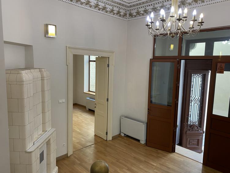Vila interbelica Restaurata | Birouri | Universitate | Vanzare