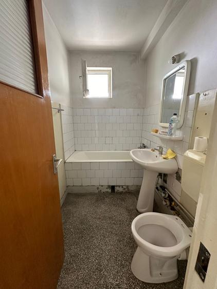 Apartament 2 camere de vanzare Piata Gorjului (Militari)