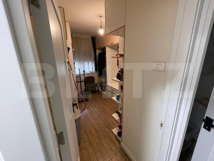 Apartament 4 camere, 70 mp, zona Decebal