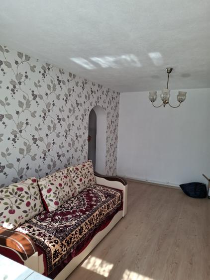 Apartament cu trei camere-Bals
