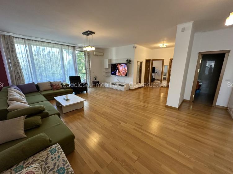 Apartament spatios zona Centrala - 8