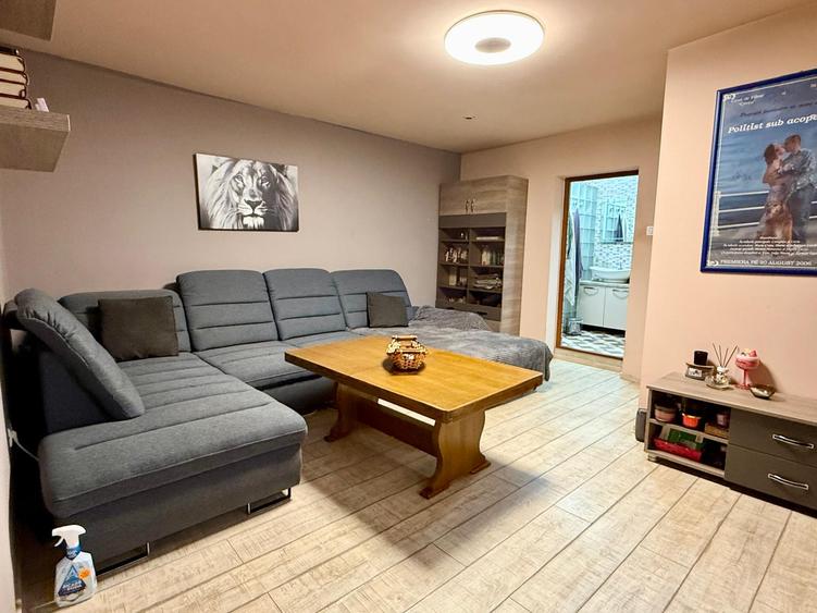 COMISION 0% - Capitol - Casa moderna P+M+spatiu comercial