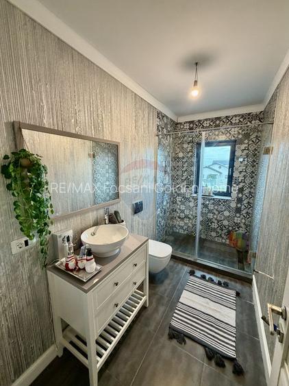 Casă / Vilă cu 5 camere de vânzare în zona Exterior Vest - 22