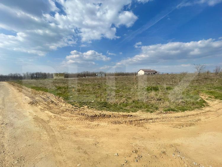 Teren 1000 mp, deschidere 23,80m, zona Selgros