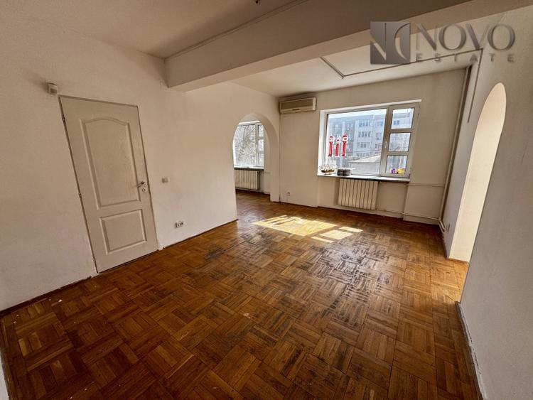 8 Camere | Herastrau | 335 mp utili | Teren 300 mp |