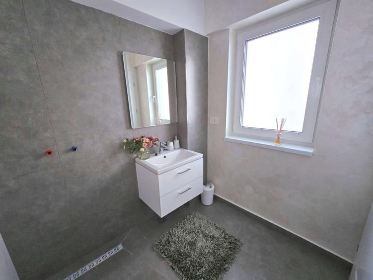 Apartament 3 camere, 2 bai, 81 mp, accept credit, bloc pe Iasi, avans minim 15%
