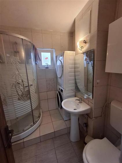 Apartament 2 camere decomandat balcon pivnita zona Terezian