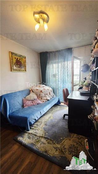 Apartament luminos cu 3 camere in zona Crangasi- pozitie excelenta,  pret redus - 7