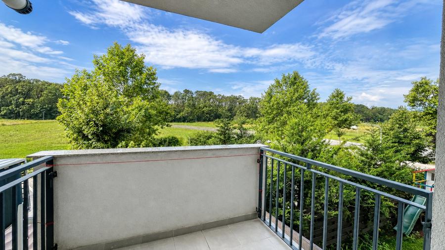 Greenfield Residence – 3 camere cu vedere la pădure Mobilat complet Parcare incl