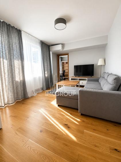 Apartament cu 2 camere de închiriat centru, P-ta Mihai Viteazul