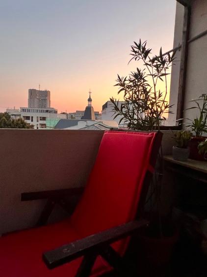 Vanzare apartament luminos de 2 camere, Strada Batistei DIRECT PROPRIETAR