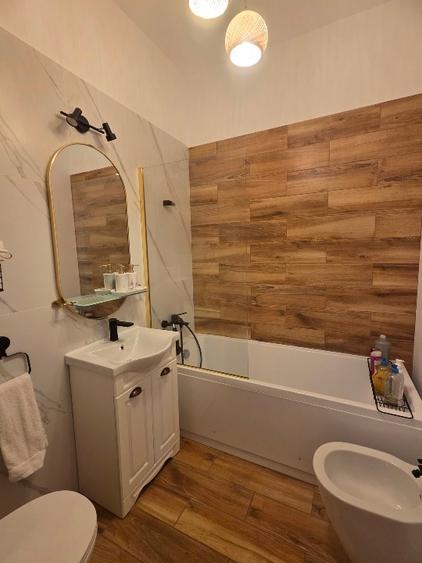 Oferta apartament!!!colaborare cu designer 3 camere la pret de 2 camere!