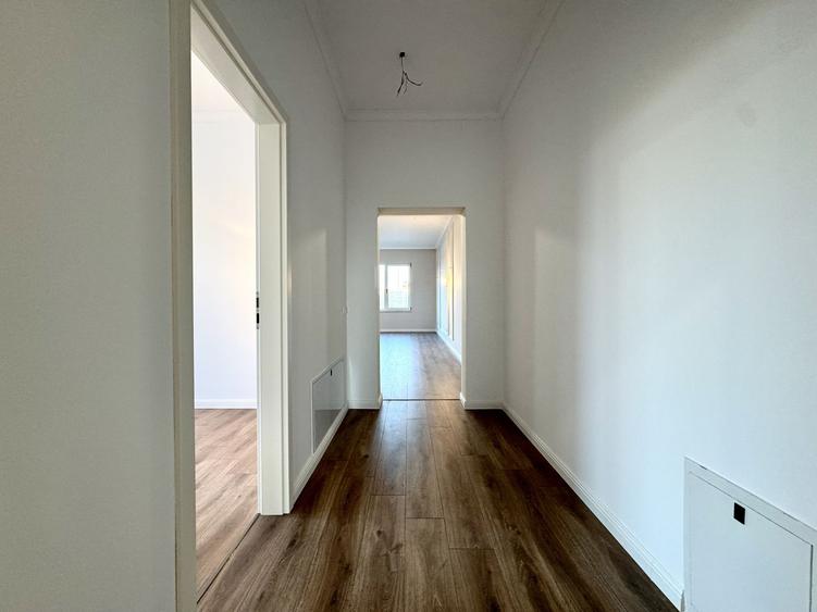 Duplex modern cu grădină, la intrare în Moșnița Nouă