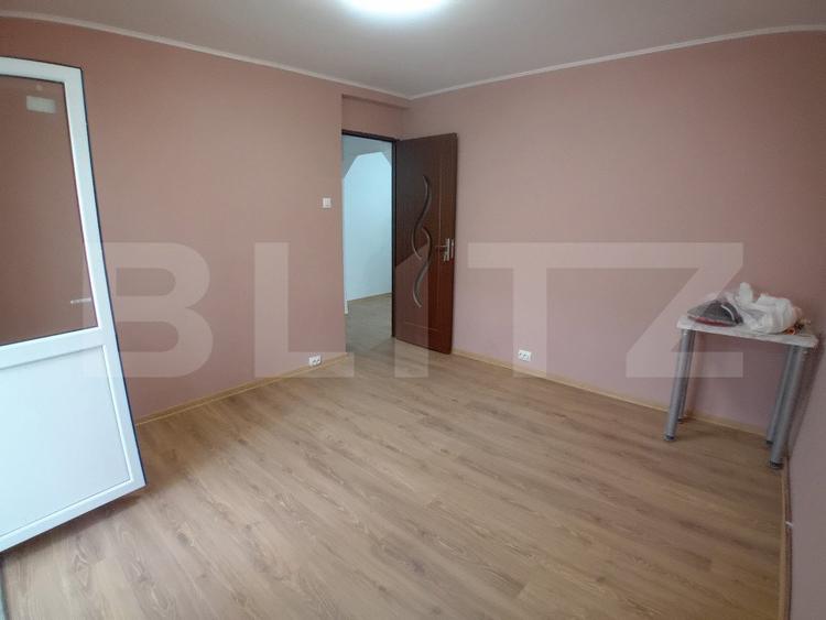 Apartament renovat cu 2 camere decomandate și garaj în Dumbrava Nord Zalău
