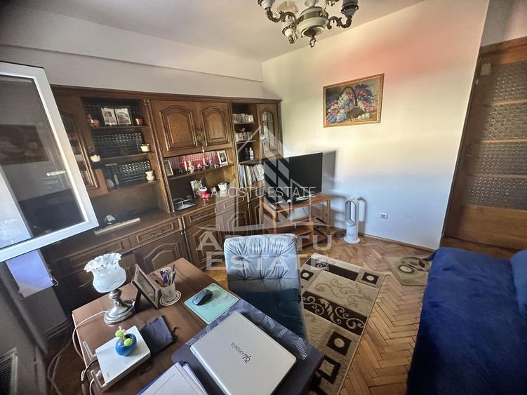 Apartament de vanzare cu 3 camere, 2 bai, 76mp, zona Spitalul Judetean - 7