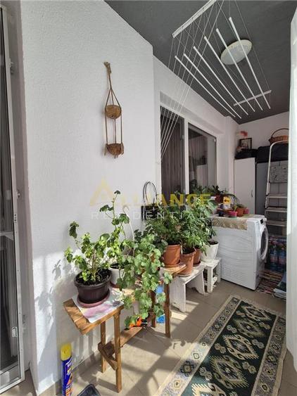 {Metrou Berceni } Apartament 2 camere+gradina