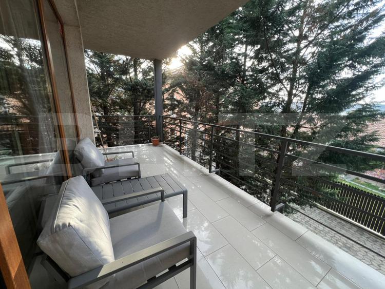 Apartament exclusivist 5 camere, 160 mp, terasă 20 mp, 2 parcări garaj