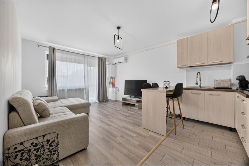 Proprietar vând apartament 2 camere tip studio, cu parcare Grandis – Tractorul