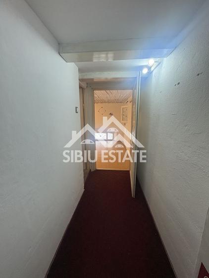 Spatiu comercial 50 mp | Intrare din strada | Central