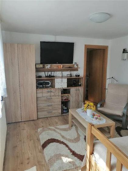 BRAYTIM, CASA INDIVIDUALA CU 2 APARTAMENTE, 3 DORMITOARE, 2 BUCATARII INCHISE