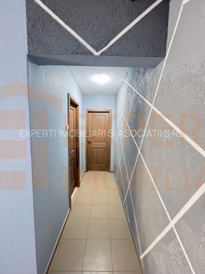 Apartament 3 camere de vânzare în KM 4-5, Constanța - 2