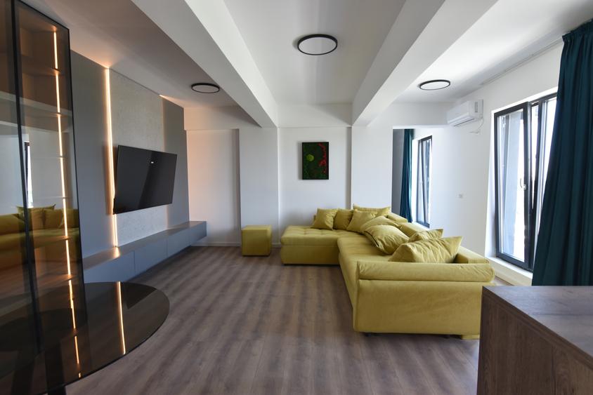 Apartament 3 camere tip penthouse, Prelungirea Ghencea
