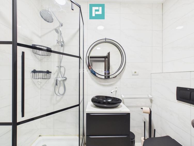 Apartament spațios cu 3 camere, zona centrală - 6