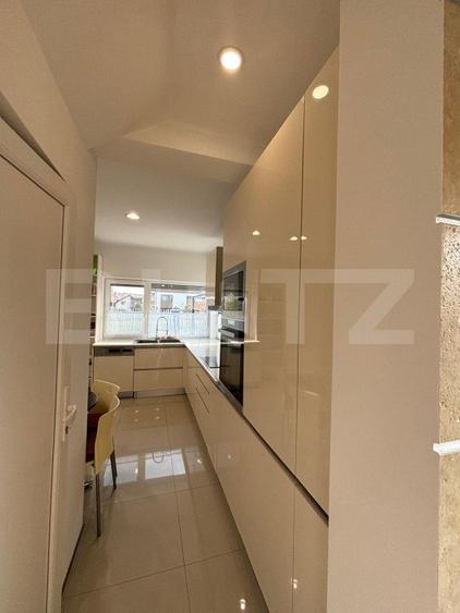 Casa smart, homecenter, cu piscina, Borhanci