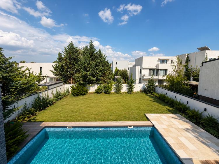 4 BEDROOM VILA WITH POOL EROU IANCU NICOLAE | VILA 5 CAMERE EROU IANCU NICOLAE