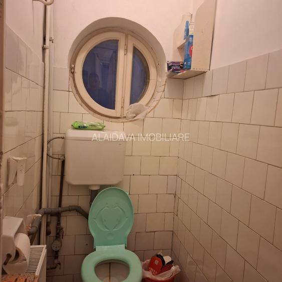 Piata Ovidiu-apartament 3 camere,parter,intrare din strada - 8