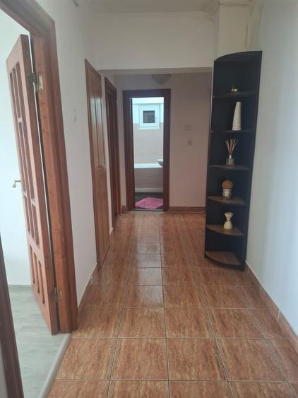 Apartament 2 Camere, 60 mp, la ,,B-uri,,  vis a vis de Spitalul de Urgenta