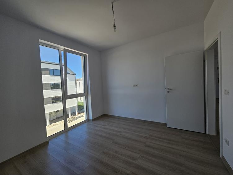 Apartament nou, 2 camere, decomandat, et. 2, plus parcare, Freidorf, comision 0%