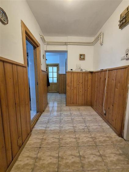 Apartament 3 camere, 2 bai, DECOMANDAT, ETAJ 1, Pacurari