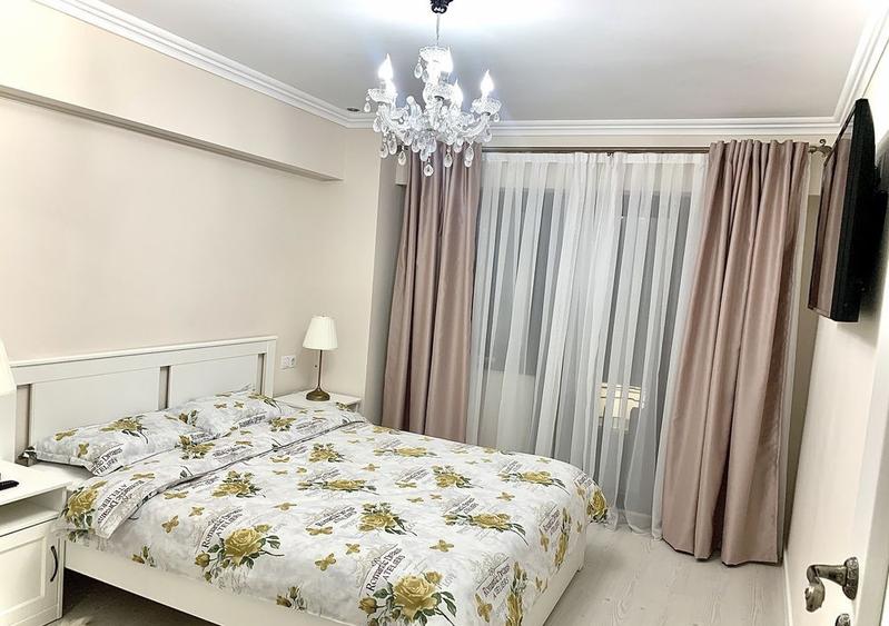 Apartament 3 camere 95 mp. RENOVAT Loc Parcare 2 Balcoane CETATE M-uri View Parc