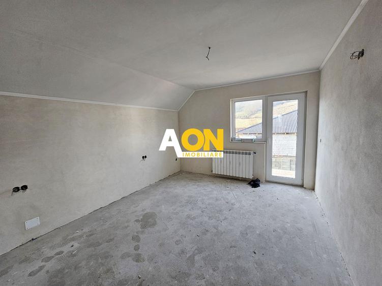 Casa 5 camere, 952 mp teren, Alba - Micesti partea stanga
