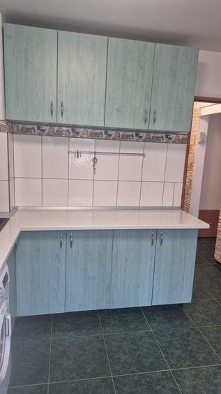 Ap 2 camere decomandat 51mp etaj 1/4  fara balcon