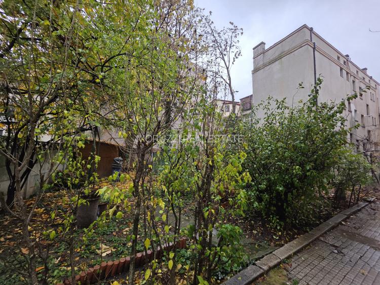 Apartament in Vila, 5 camere,  Alexandru Philippide 4, de renovat - 25