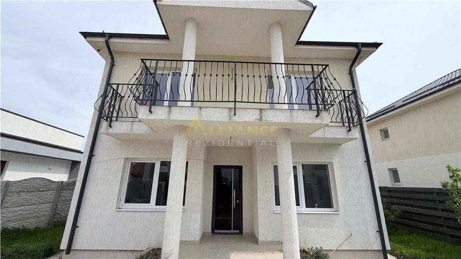 Casa individuala - 4 camere - 2 bai - 560mp teren