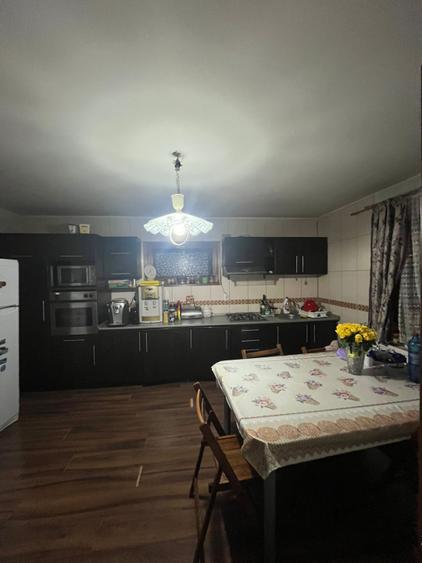 Casă 253 mp utili, 5 camere, teren 581 mp – Promenada Mall
