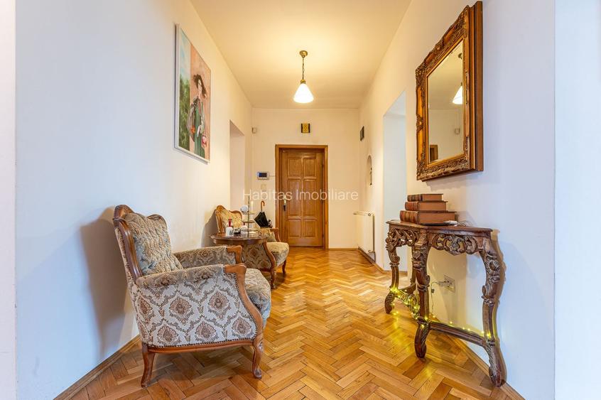 Vilă 4 familii | Apartament + mansardă | Curte 98 mp - 21