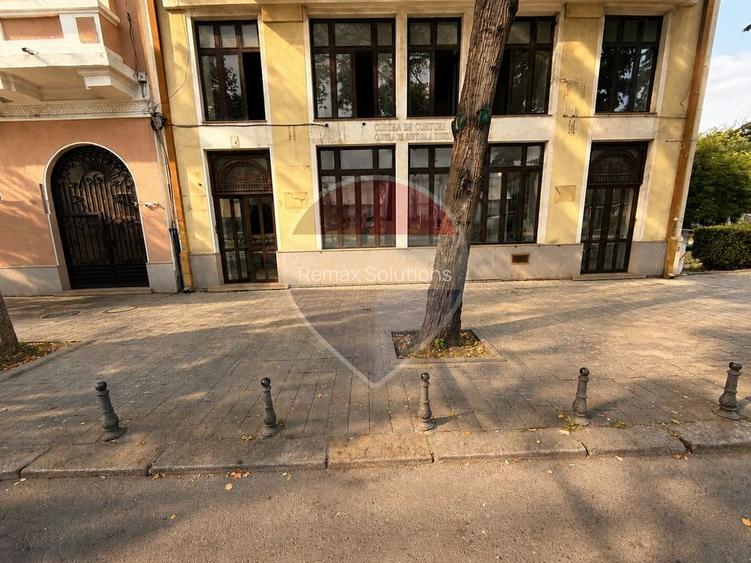 Spațiu de birouri zona centrala - langa primarie - 23