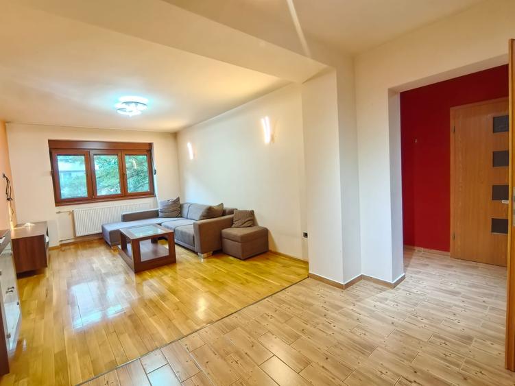 Apartament decomandat Etaj 1 si Garaj in proprietate!
