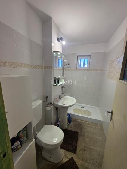 Vand apartament 2 camere - 2