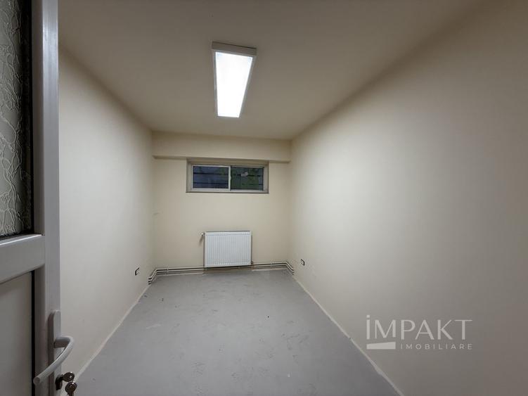 Spatiu de 450 m2 Piata Cipariu, ideal depozit curierat, arhivare, etc
