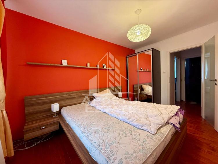 Apartament 2 camere de vanzare, etaj 2, zona Piata 700 Timisoara
