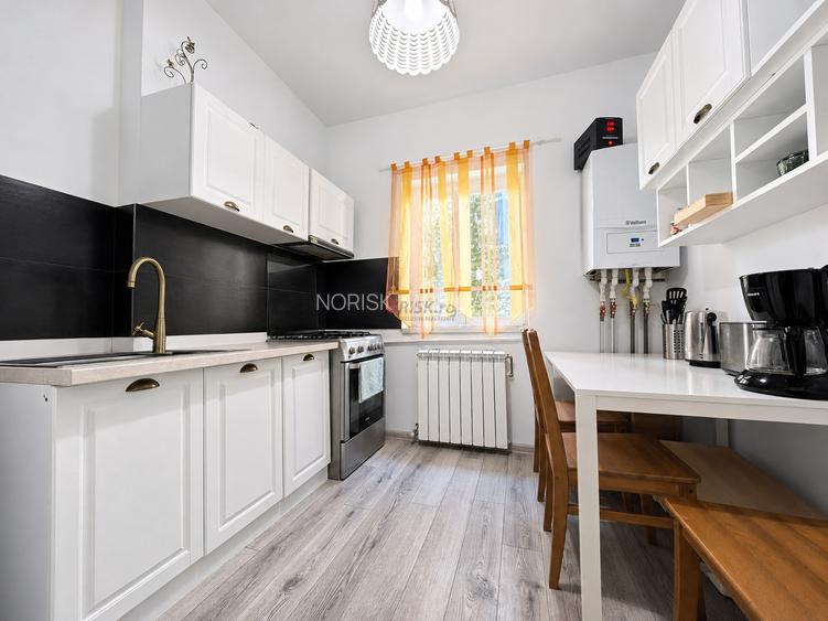 0% Comision | 2 Camere cu farmec 70MP | Renovat 2023, tavane înalte, FARA Risc - 12