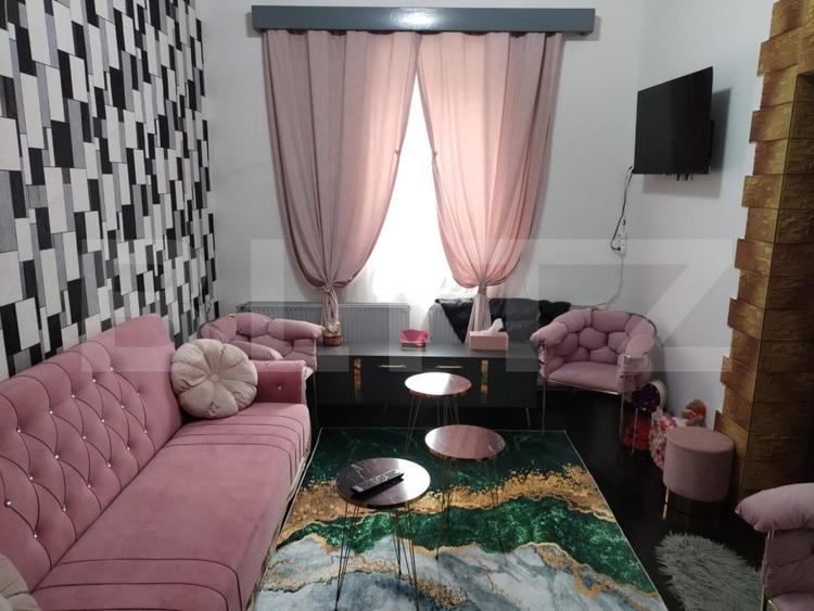 Spatiu comercial, 11 incaperi, 320 mp, zona Closca