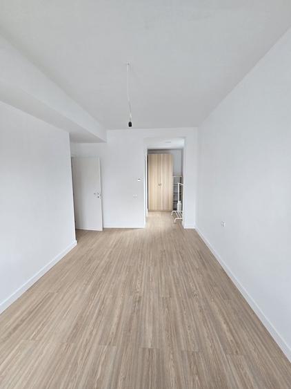 3 camere - Damaroaia - Petrom City - curte 140 mp