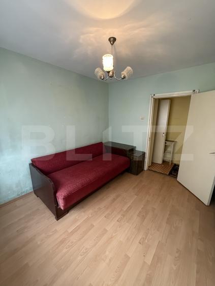Apartament 2 camere, decomandat - Zona 13 Decembrie